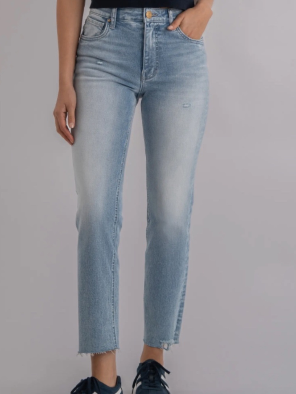 Kut from the Kloth Rachael Fab Ab Mom Jeans Light Blue Cropped Raw Hem Jeans